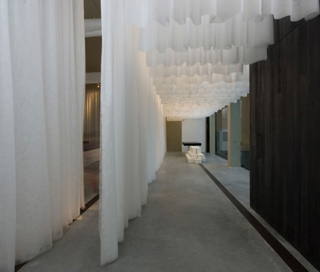 Art Gallery Showroom by Antonio Ravalli Architetti