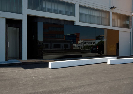 Art Gallery Showroom by Antonio Ravalli Architetti