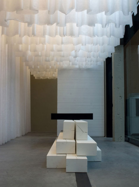 Art Gallery Showroom by Antonio Ravalli Architetti
