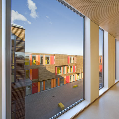 Het 4e Gymnasium by HVDN Architecten