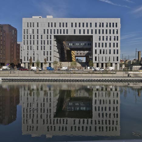 Le Monolith by MVRDV Le Monolith by MVRDV