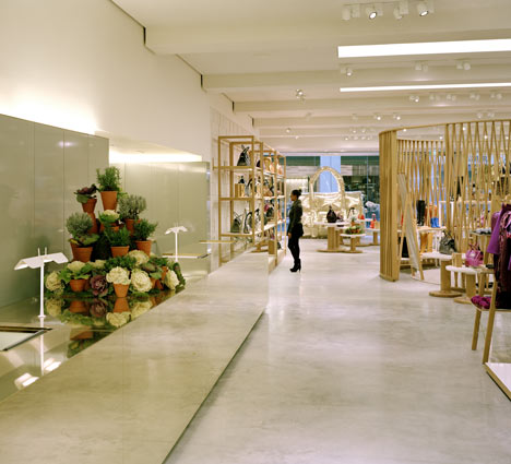 Mulberry Store by Universal Design Studio Mulberry Store by Universal Design Studio