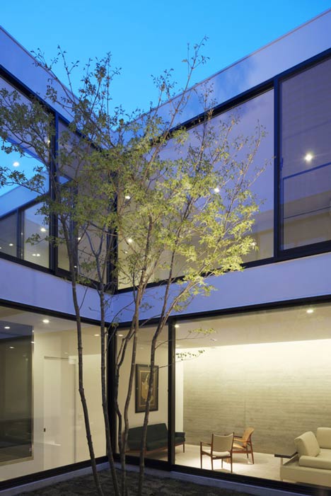 Shift by Apollo Architects and Associates