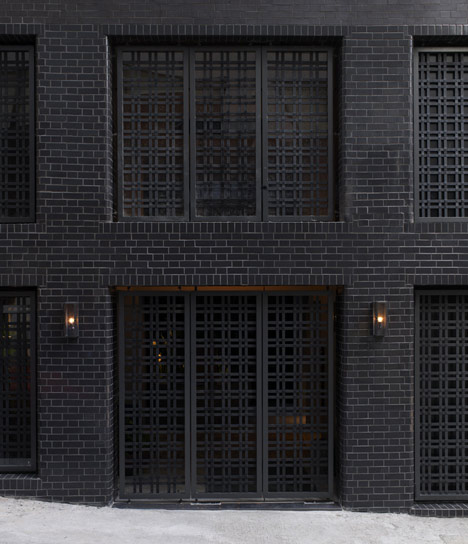TwoTwoSix Hollywood Road by Studioilse
