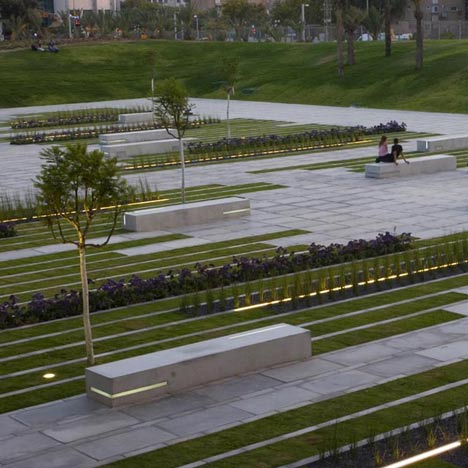 BGU University Entrance Square and Art Gallery by Chyutin Architects BGU University Entrance Square and Art Gallery by Chyutin Architects