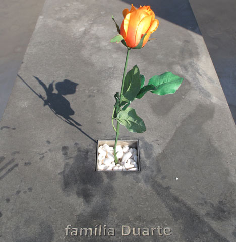 Family Tomb by Pedro Dias Family Tomb by Pedro Dias