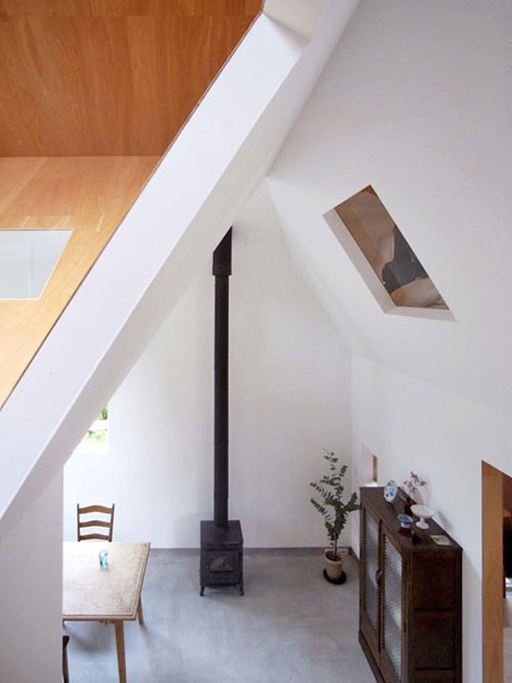 House in Hieidaira by Tato Architects House in Hieidaira by Tato Architects