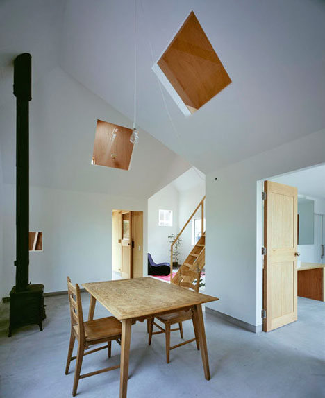 House in Hieidaira by Tato Architects House in Hieidaira by Tato Architects