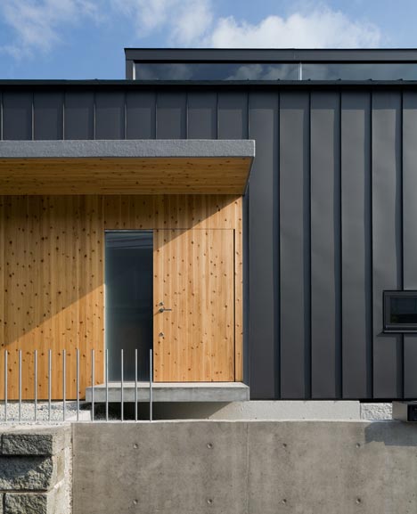 House in Kobe by Keiichi Sugiyama Architect House in Kobe by Keiichi Sugiyama Architect