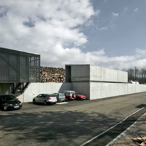 Metal recycle plant by Dekleva Gregoric Arhitekti Metal recycle plant by Dekleva Gregoric Arhitekti
