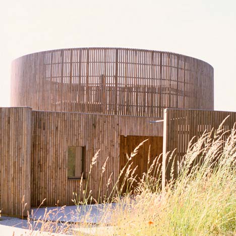 Rennes Metropole Crematorium by Plan01 Architects