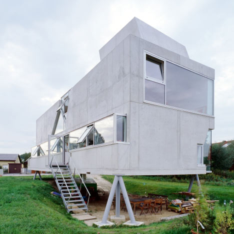 Single Family House St Joseph by Wolfgang Tschapeller Architekt Single Family House St Joseph by Wolfgang Tschapeller Architekt