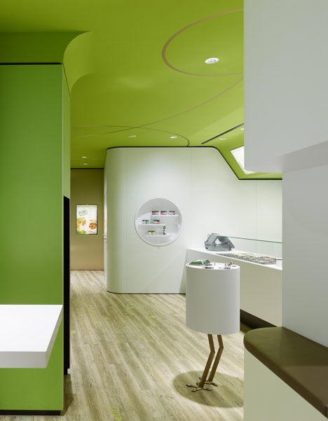 Wienerwald restaurant by Ippolito Fleitz Group Wienerwald restaurant by Ippolito Fleitz Group