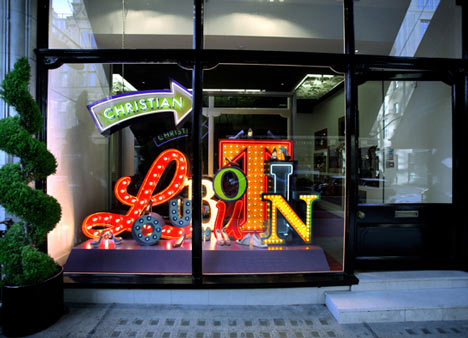 Christian Louboutin Mount Street Window by Studio XAG Christian Louboutin Mount Street Window by Studio XAG