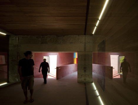 Galeria.Solar.S.Roque by Manuel Maia Gomes