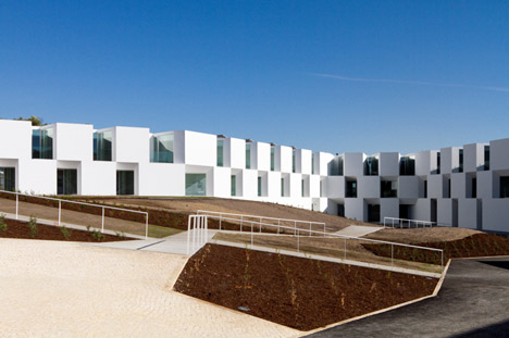 House for elderly people by Aires Mateus Arquitectos