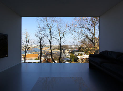 House in Ise by Takashi Yamaguchi and Associates House in Ise by Takashi Yamaguchi and Associates