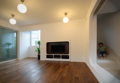 House in Nakameguro by Level Architects House in Nakameguro by Level Architects