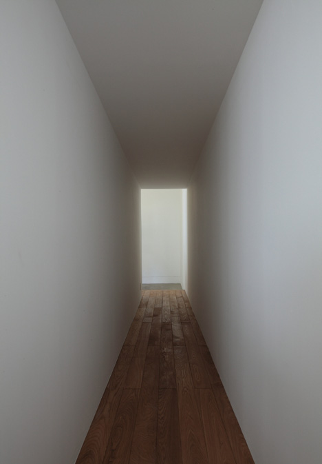 House in Nasu by Kazunori Fujimoto
