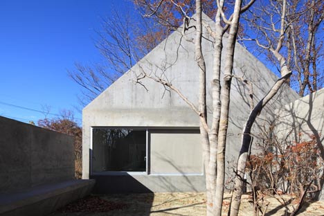 House in Nasu by Kazunori Fujimoto
