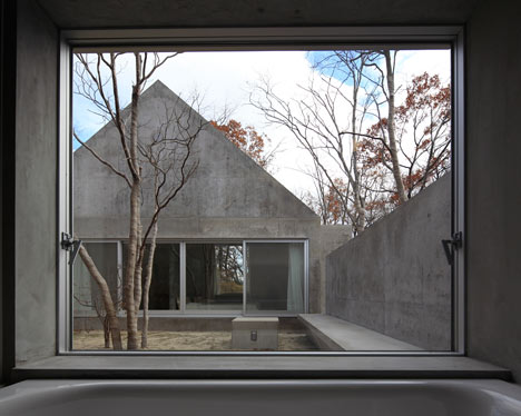 House in Nasu by Kazunori Fujimoto