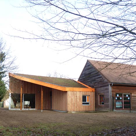 Le Petit Prince Nursery School by Carlos Barba Le Petit Prince Nursery School by Carlos Barba