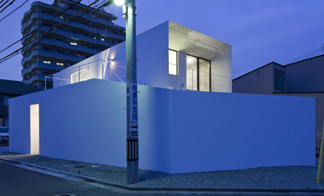 Edge by Apollo Architects & Associates Edge by Apollo Architects & Associates