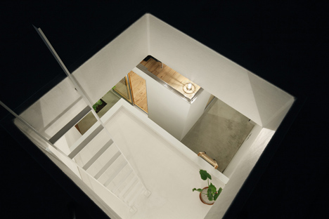 Inside Out by Takeshi Hosaka Architects Inside Out by Takeshi Hosaka Architects