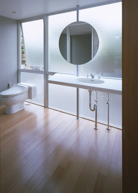 Minamikawa House by Yoshihara McKee Architects Minamikawa House by Yoshihara McKee Architects