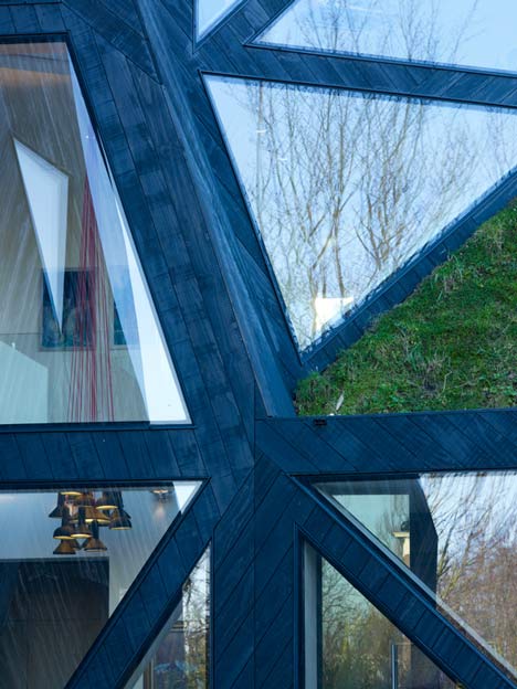 Villa Rotterdam by Ooze