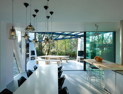 Villa Rotterdam by Ooze