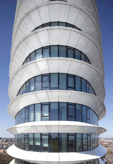 DUO and Tax Offices by UNStudio