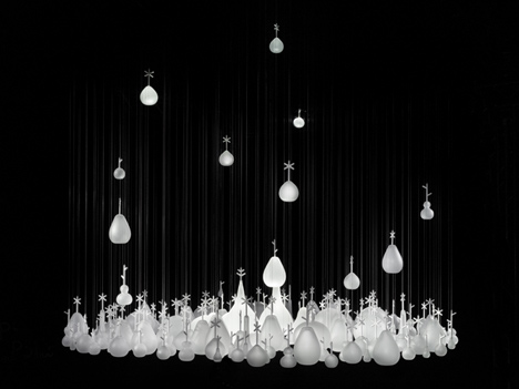 Growing Vases by Nendo for Lasvit Growing Vases by Nendo for Lasvit