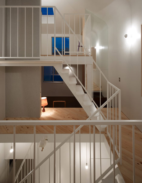 House in Ookayama by Torafu Architects