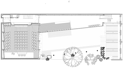 KIVI NIRIA Foyer by AAArchitects