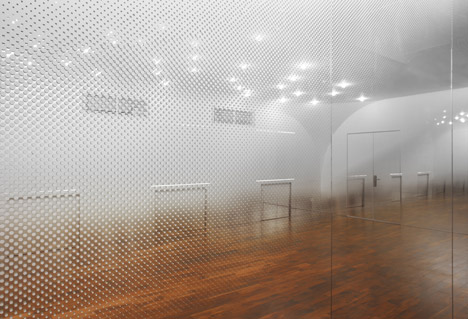 Anzas dance studio by yoshimasa tsutsumi