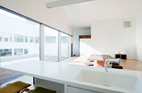 CTYN Internal Garden House by archi LAB. t+m