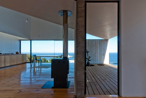 D house by Panorama D house by Panorama