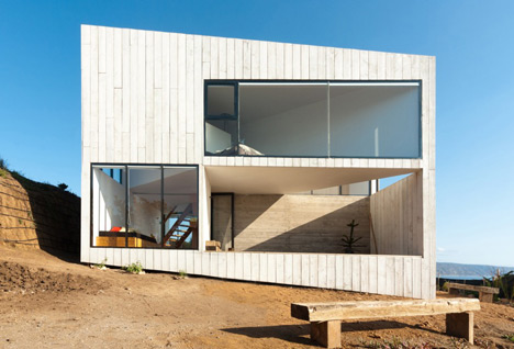 D house by Panorama D house by Panorama