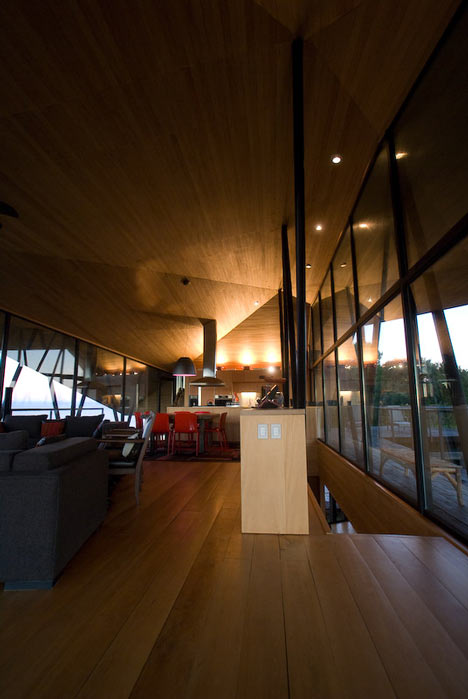 House At Punta Chilen by dRN Architects