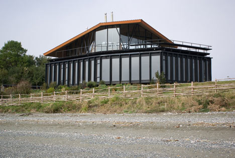 House At Punta Chilen by dRN Architects