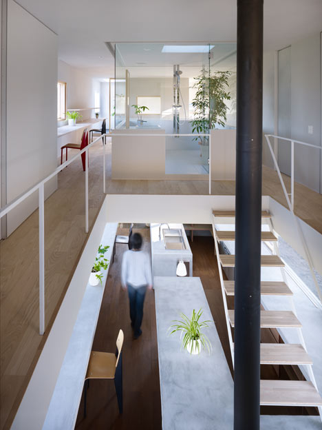 House in Hidaka by Suppose Design Office