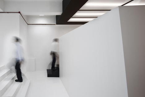 Thin Office by SKLIM Thin Office by SKLIM
