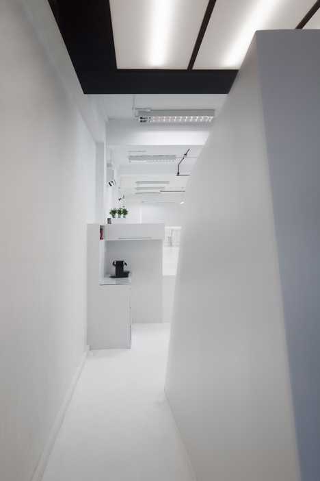 Thin Office by SKLIM Thin Office by SKLIM
