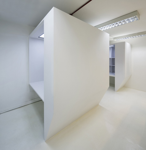 Thin Office by SKLIM Thin Office by SKLIM