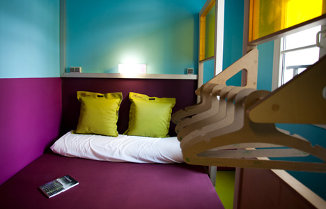 HI matic by Matali Crasset with Patrick Elouarghi and Philippe Chatelet