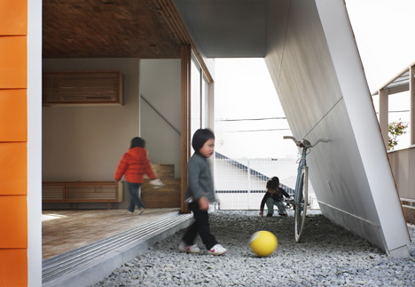 House of Wakayama by Yoshio Oono Architect & Associates House of Wakayama by Yoshio Oono Architect & Associates