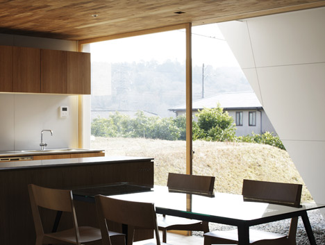 House of Wakayama by Yoshio Oono Architect & Associates House of Wakayama by Yoshio Oono Architect & Associates