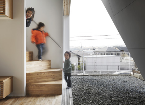 House of Wakayama by Yoshio Oono Architect & Associates House of Wakayama by Yoshio Oono Architect & Associates
