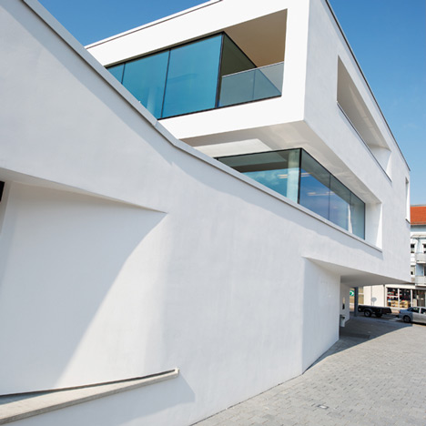 Oberkirch Media Centre by Wrum + Wurm Oberkirch Media Centre by Wrum + Wurm